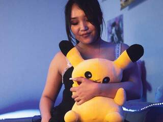 دردشة الفيديو المثيرة YuRaychel