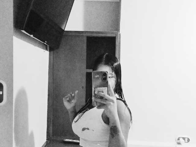 صورة الملف الشخصي ZAIRA-BREEZE