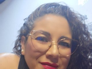 دردشة الفيديو المثيرة zamymorris