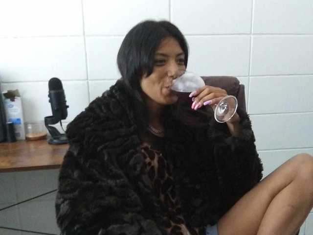 صورة الملف الشخصي ZaraLuv