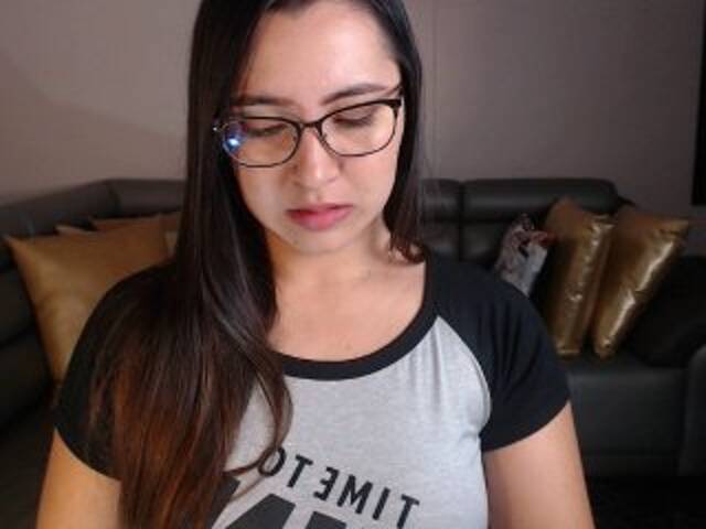 لقطات البث ZaraMack