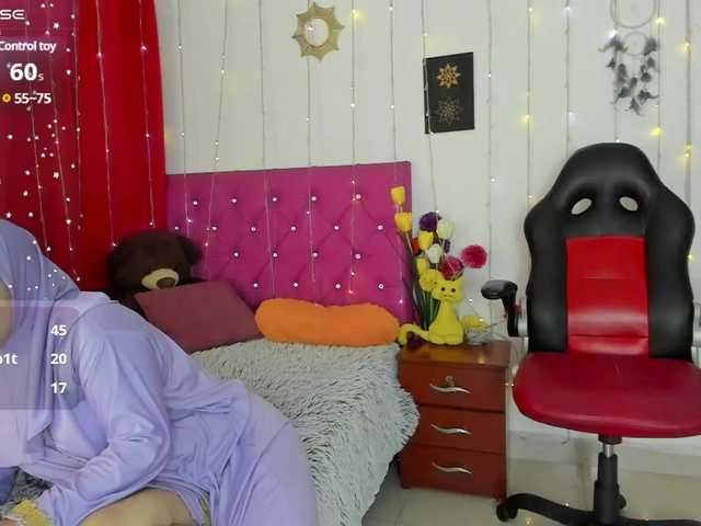لقطات البث ZareenMajluf