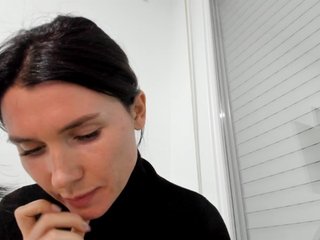 دردشة الفيديو المثيرة ZoiKissy