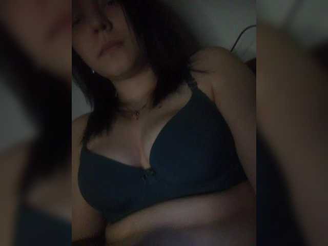 لقطات البث PeachyAlice