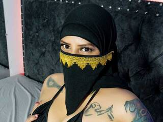 دردشة الفيديو المثيرة zully-arab