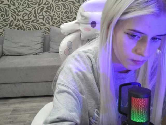 لقطات البث zxcjenny