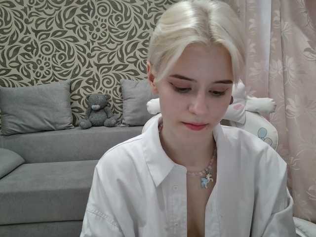 لقطات البث zxcjenny